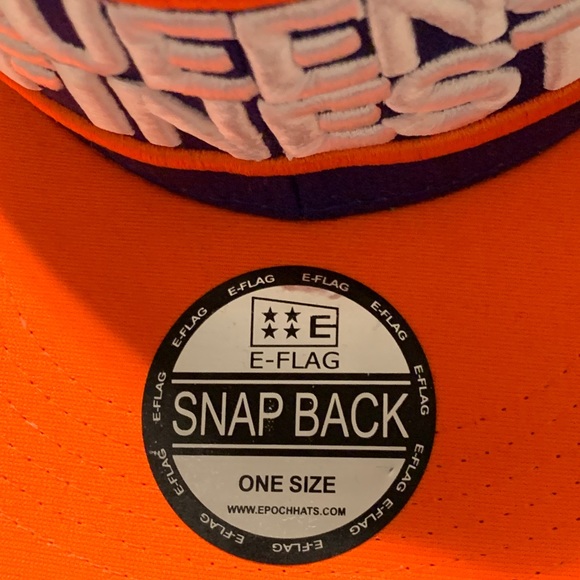 SnapBack - Picture 3 of 3